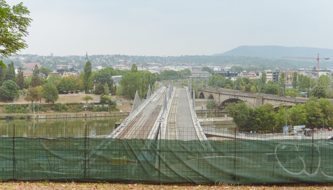 Bürgerbegehren gegen Rosenstein Teilgebiet A2 scheitert knapp an Quorum von 20 000 Unterschriften Bürgerbegehren gegen Rosenstein Teilgebiet A2 scheitert knapp an Quorum von 20 000 Unterschriften