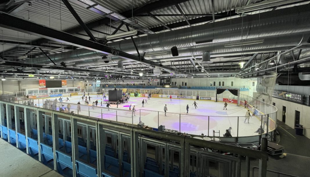 Nikolausparty in der Eiswelt Stuttgart angekündigt Nikolausparty in der Eiswelt Stuttgart angekündigt