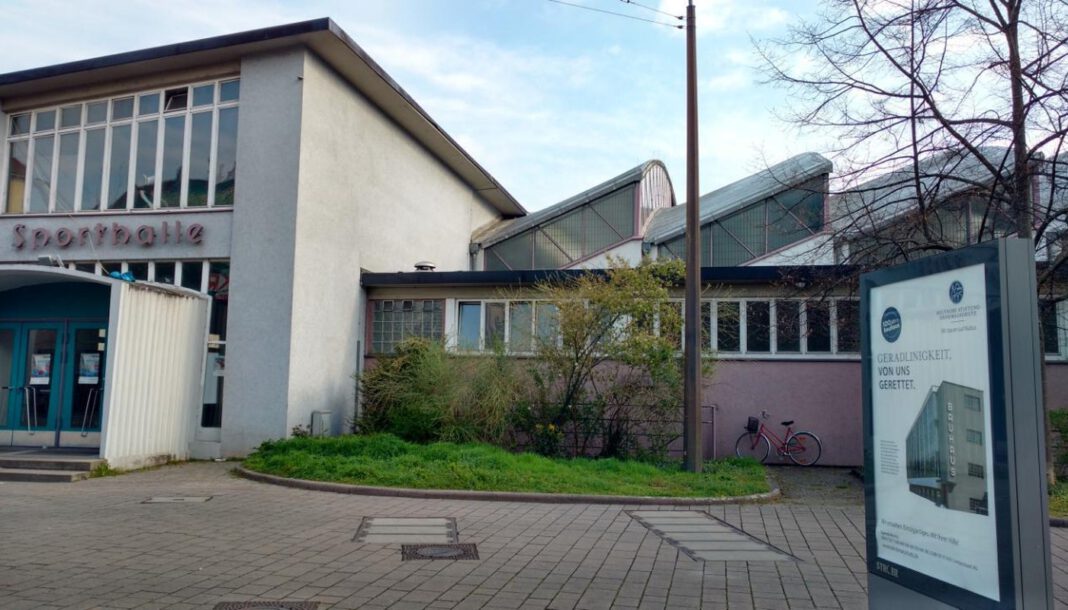 Sanierung der Schelztorhalle in Esslingen läuft: Asbestfunde und Umbaupläne bis zur Wiedereröffnung 2027